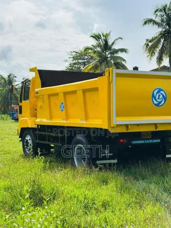 Ashok-Leyland Leyland Cargo Tipper 2012 Lorry (Used)