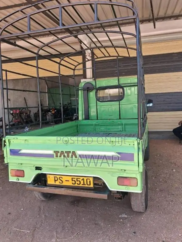 Tata Dimo Batta 2011 Lorry (Used)