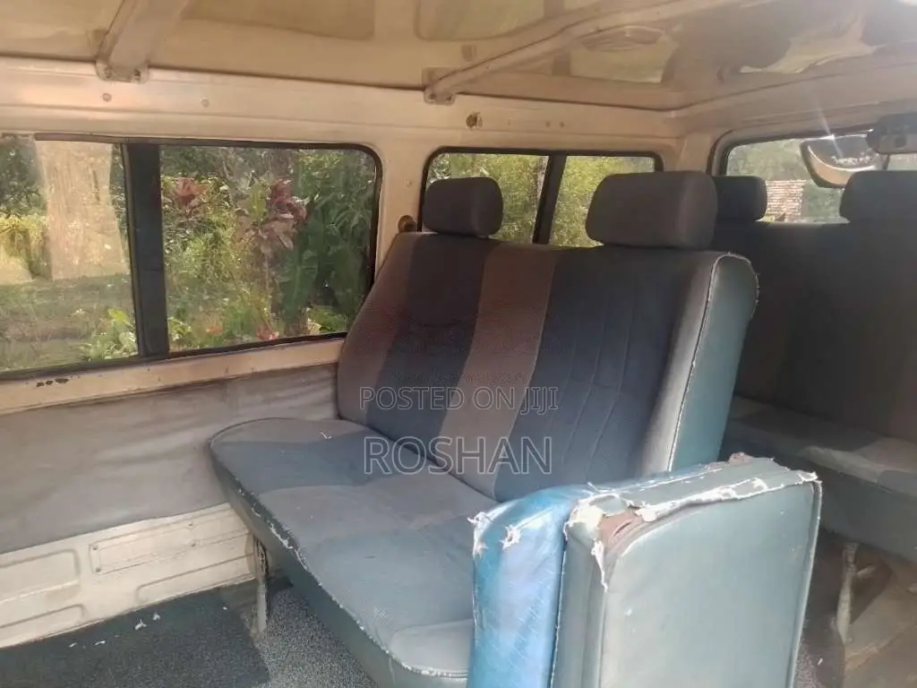 Nissan Vanette 1995 Van (Used)