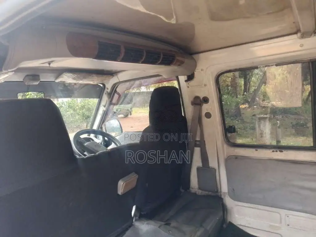 Nissan Vanette 1995 Van (Used)