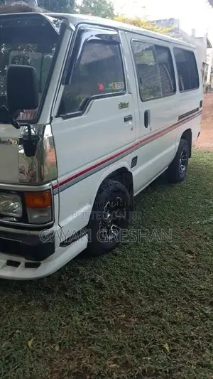 Toyota Hiace Shell 1988 Van (Used)