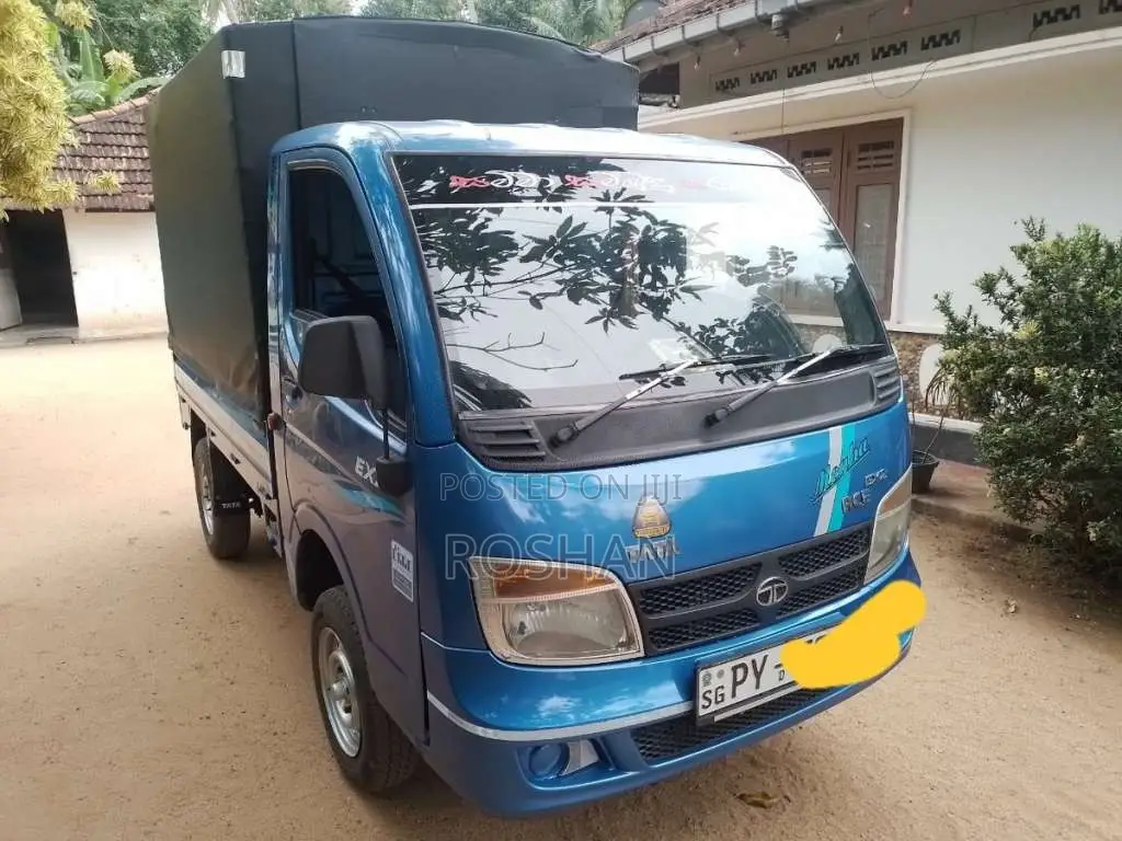 Tata Dimo Batta 2014 Lorry (Used)