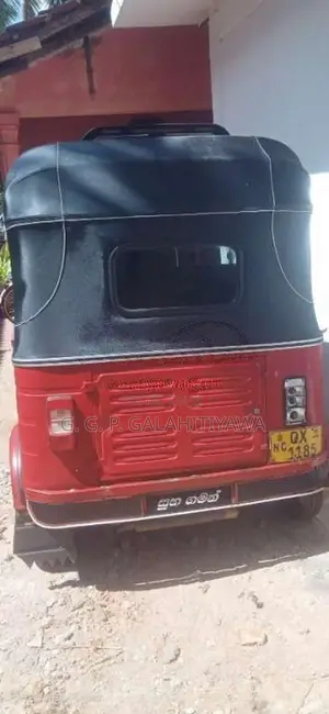 Bajaj 4 Stroke 2010 Three Wheel (Used)