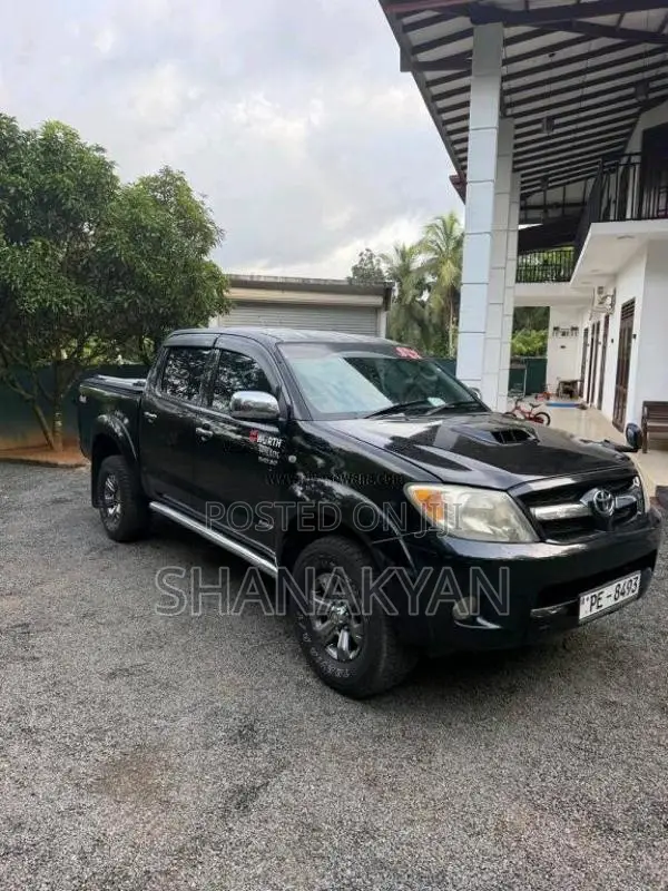 Toyota Hilux Vigo 3L 2008 Pickup (Used)