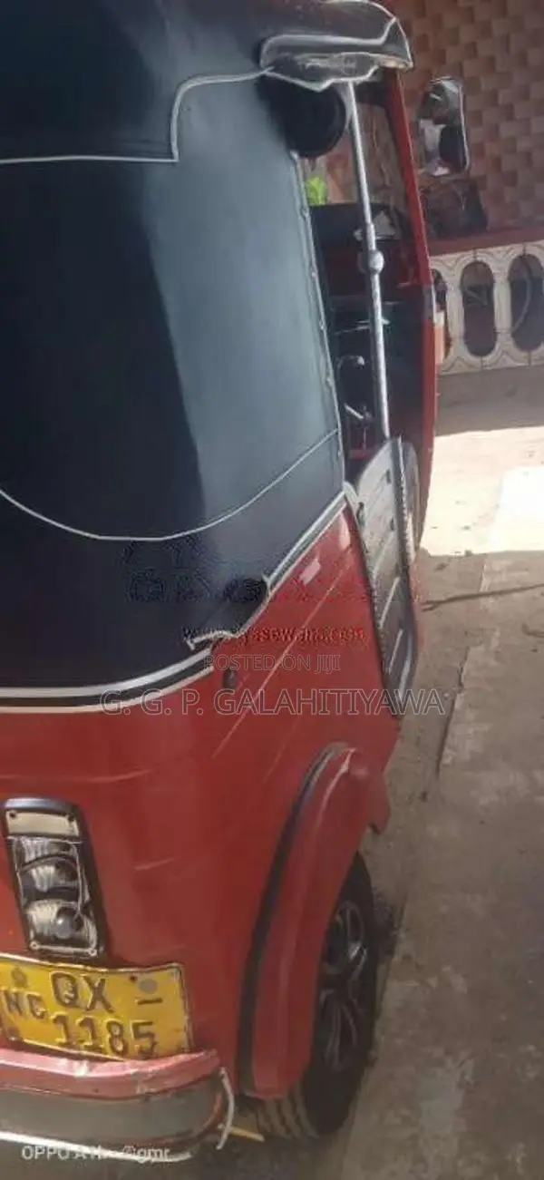 Bajaj 4 Stroke 2010 Three Wheel (Used)