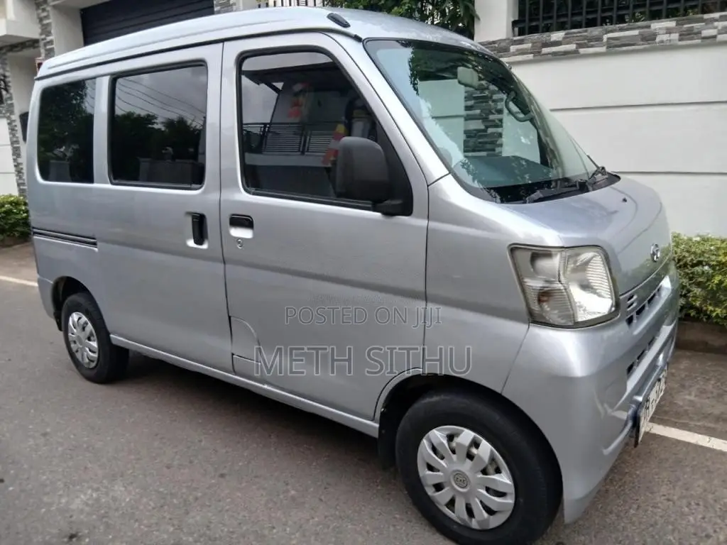 Daihatsu Hijet 2014 Van (Used)