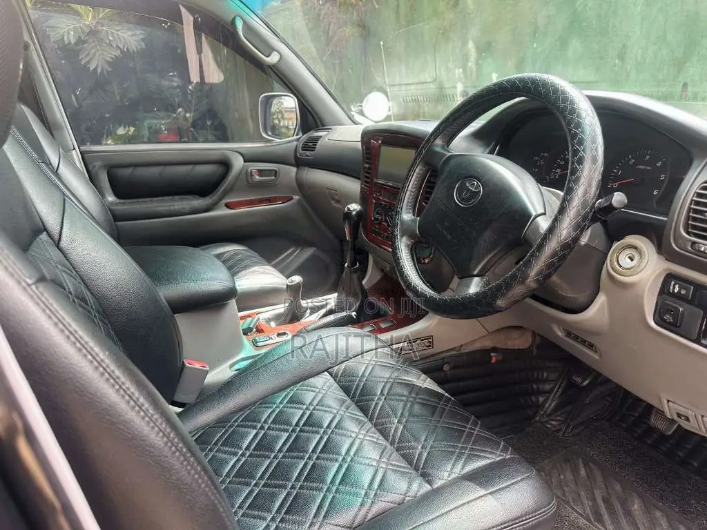 Toyota Land Cruiser 100 1998 SUV (Used)