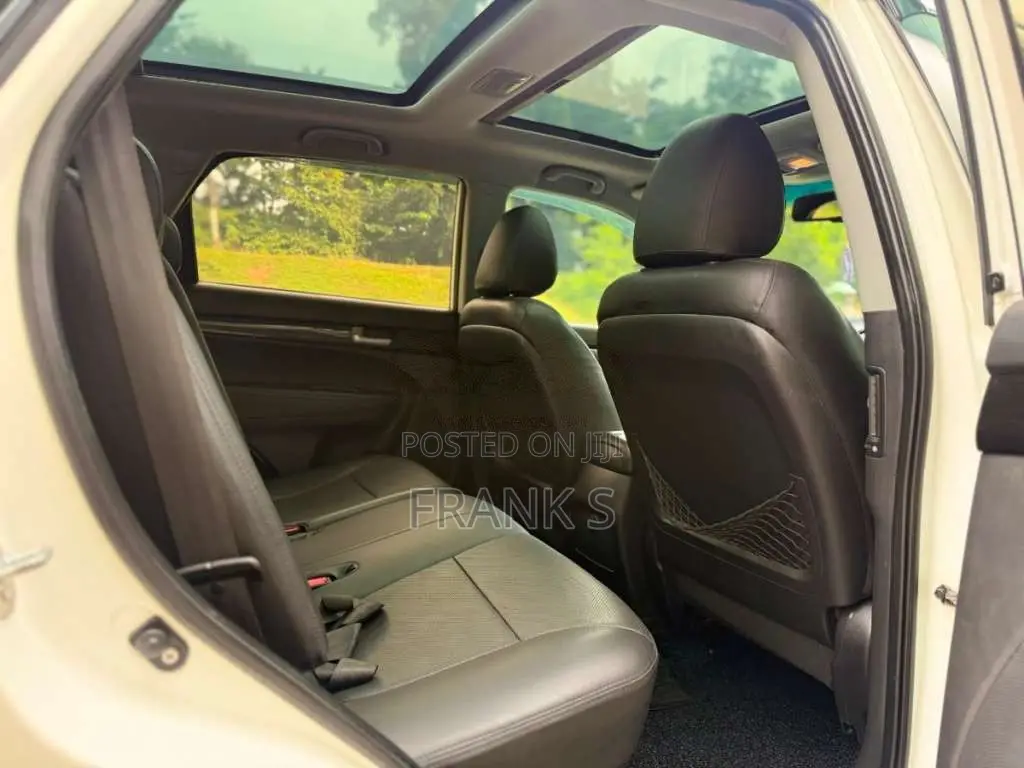Kia Sorento 2012 SUV (Used)