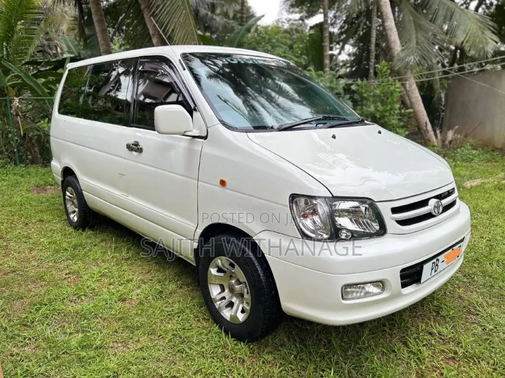Toyota Noah CR42 Flatroof 2002 Van (Used)