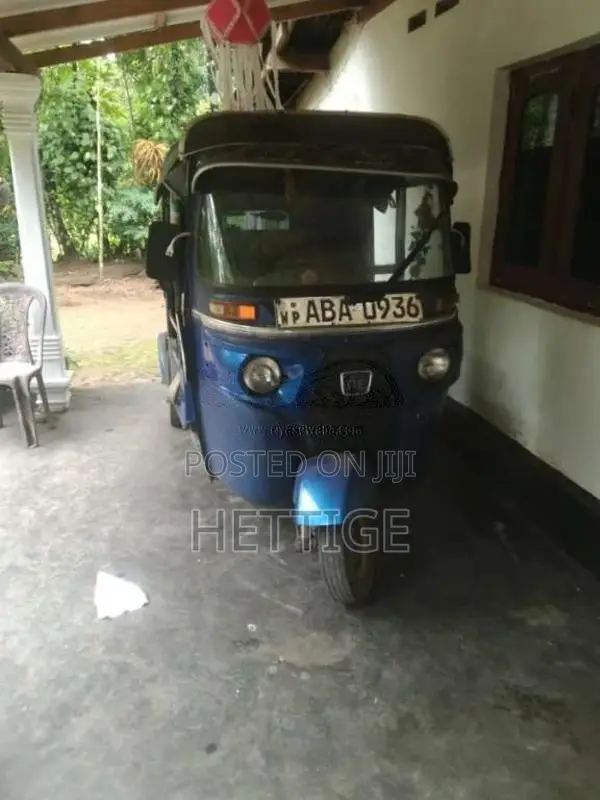 Bajaj 4 stroke 2015 Three Wheel (Used)