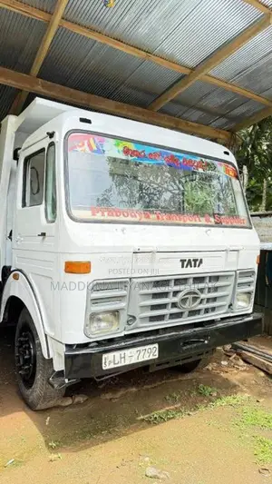 Tata Tipper 2010 Lorry (Used)