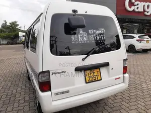 Nissan Vanette Iion Face 2013 Van (Used)