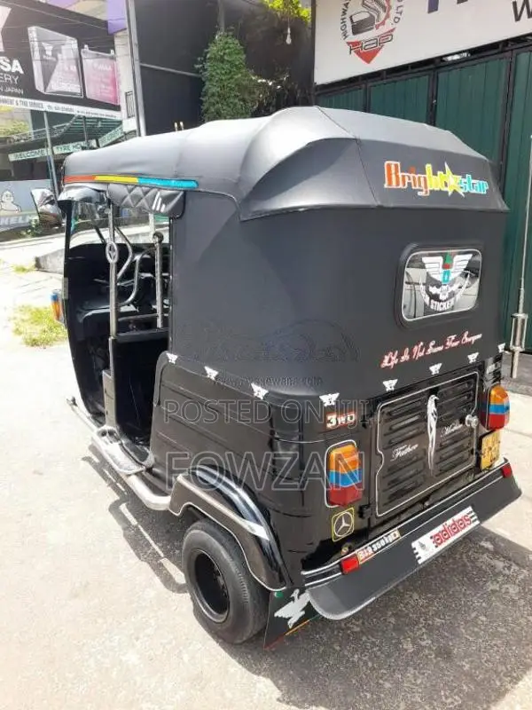 Bajaj RE 2009 Three Wheel (Used)
