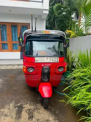 Bajaj 4 Stroke 2010 Three Wheel (Used)
