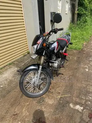 Bajaj CT-100 2015 Motorbike (Used)