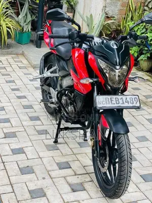 Bajaj Pulsar 2016 Motorbike (Used)