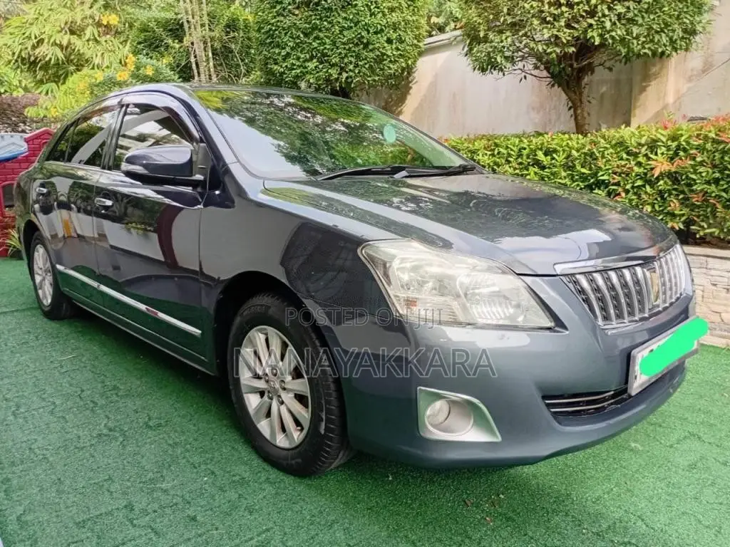 Toyota Premio 2013 Car (Used)