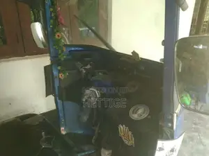 Bajaj 4 stroke 2015 Three Wheel (Used)