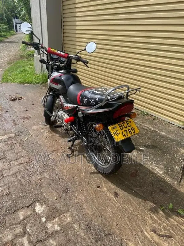 Bajaj CT-100 2015 Motorbike (Used)