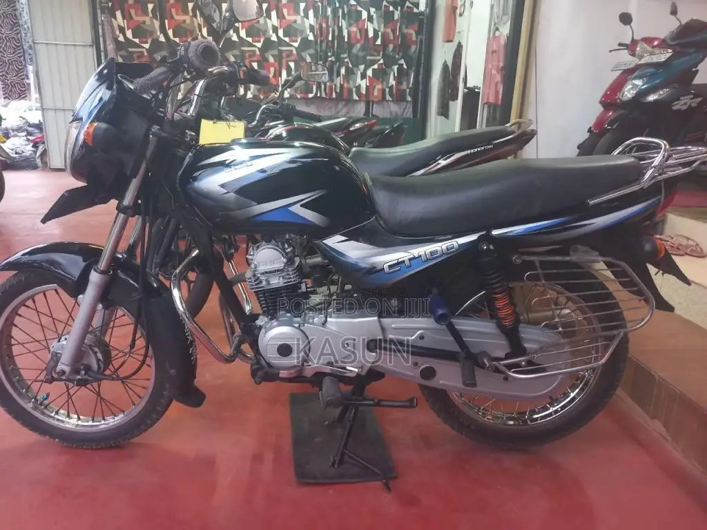Bajaj CT-100 2014 Motorbike (Used)