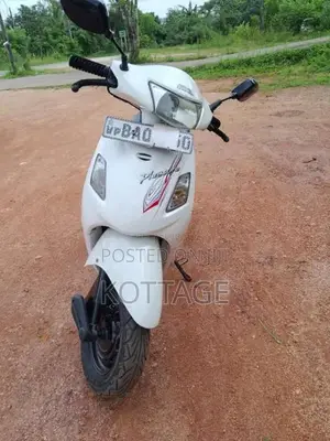 Hero Pleasure 2012 Motorbike (Used)