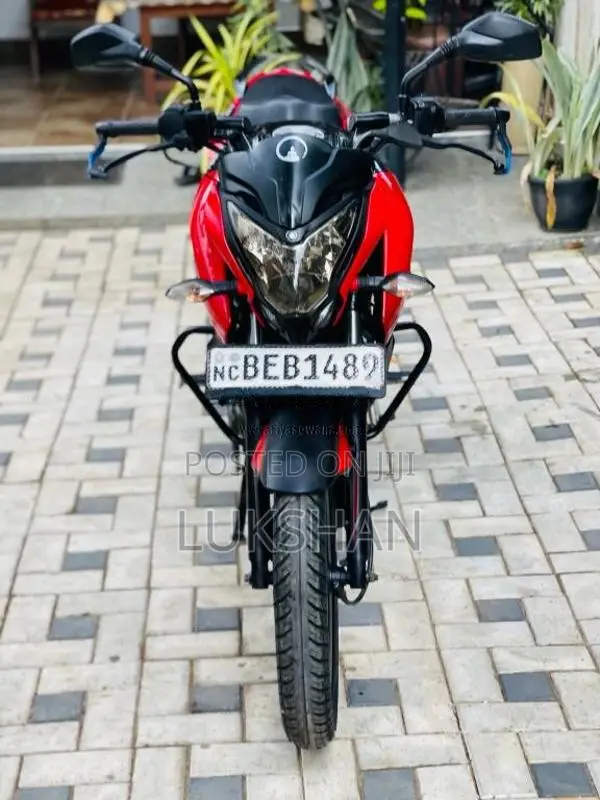 Bajaj Pulsar 2016 Motorbike (Used)