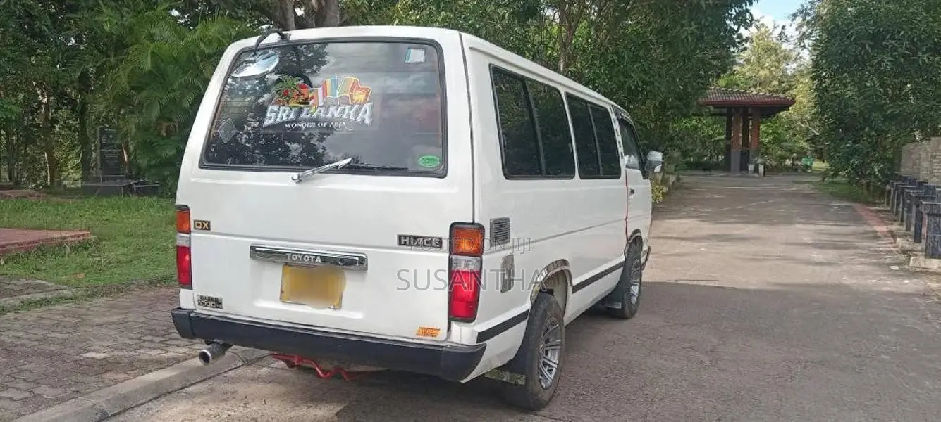 Toyota HIACE 1987 Van (Used)
