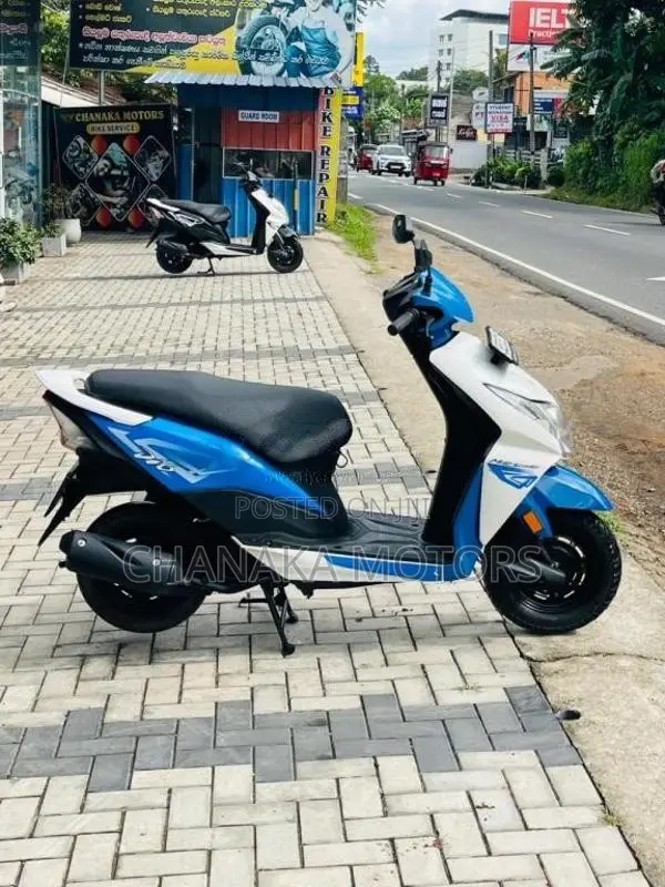 Honda Dio 2017 Motorbike (Used)