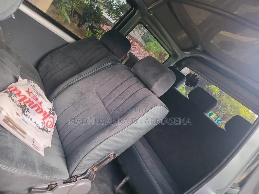 Mitsubishi MiniCab 2007 Van (Used)