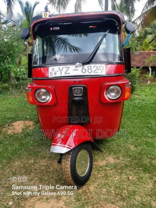 Bajaj RE 205 2012 Three Wheel (Used)