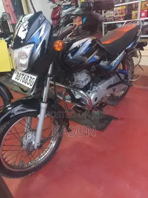Bajaj CT-100 2014 Motorbike (Used)