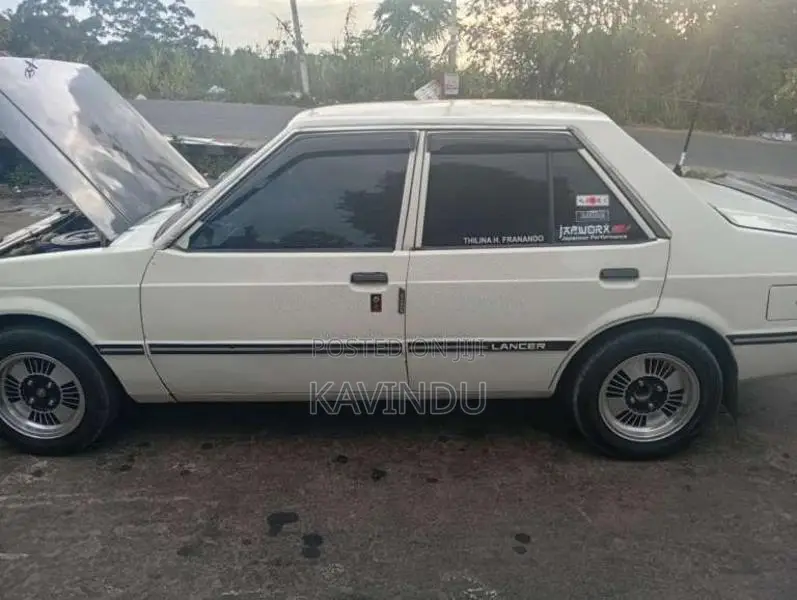 Mitsubishi Lancer Box 1983 Car (Used)