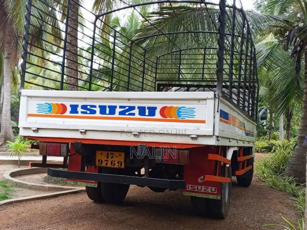 Isuzu NPR 4BE1 1990 Lorry (Used)