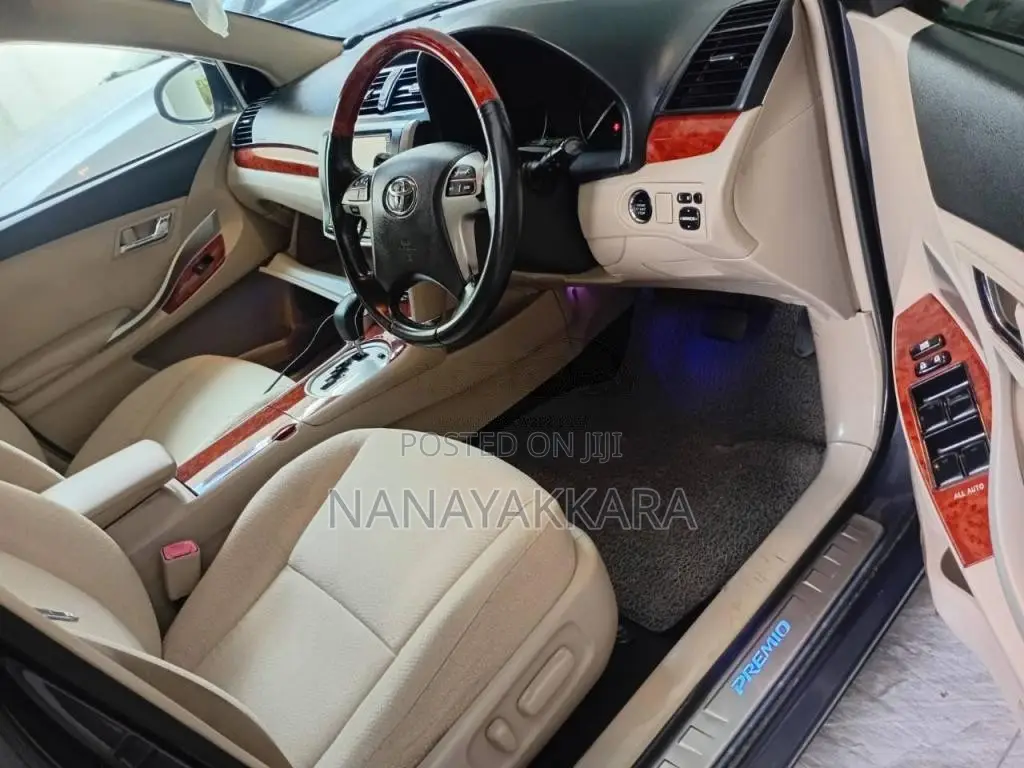 Toyota Premio 2013 Car (Used)