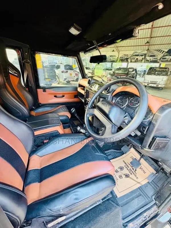 Land-Rover Defender 110 1992 SUV (Used)