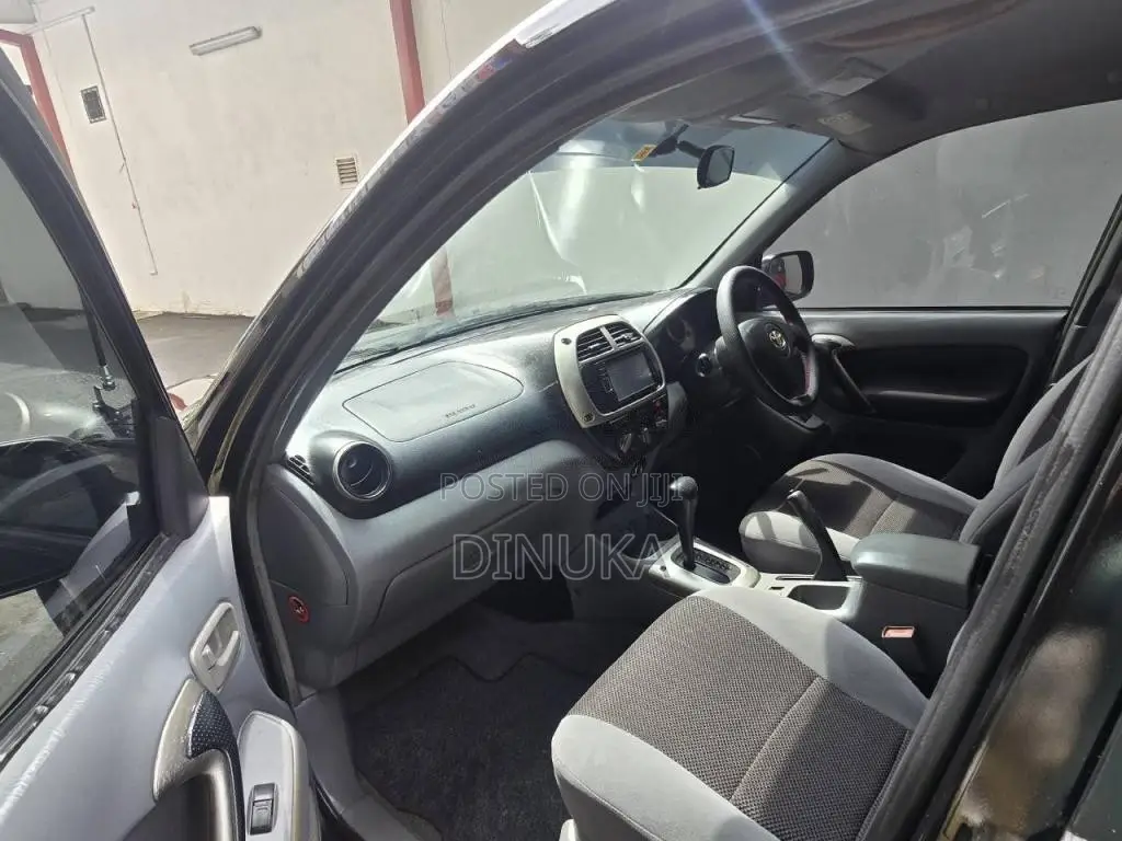 Toyota RAV4 J 4x4 2003 SUV (Used)
