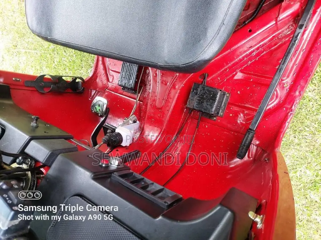 Bajaj RE 205 2012 Three Wheel (Used)