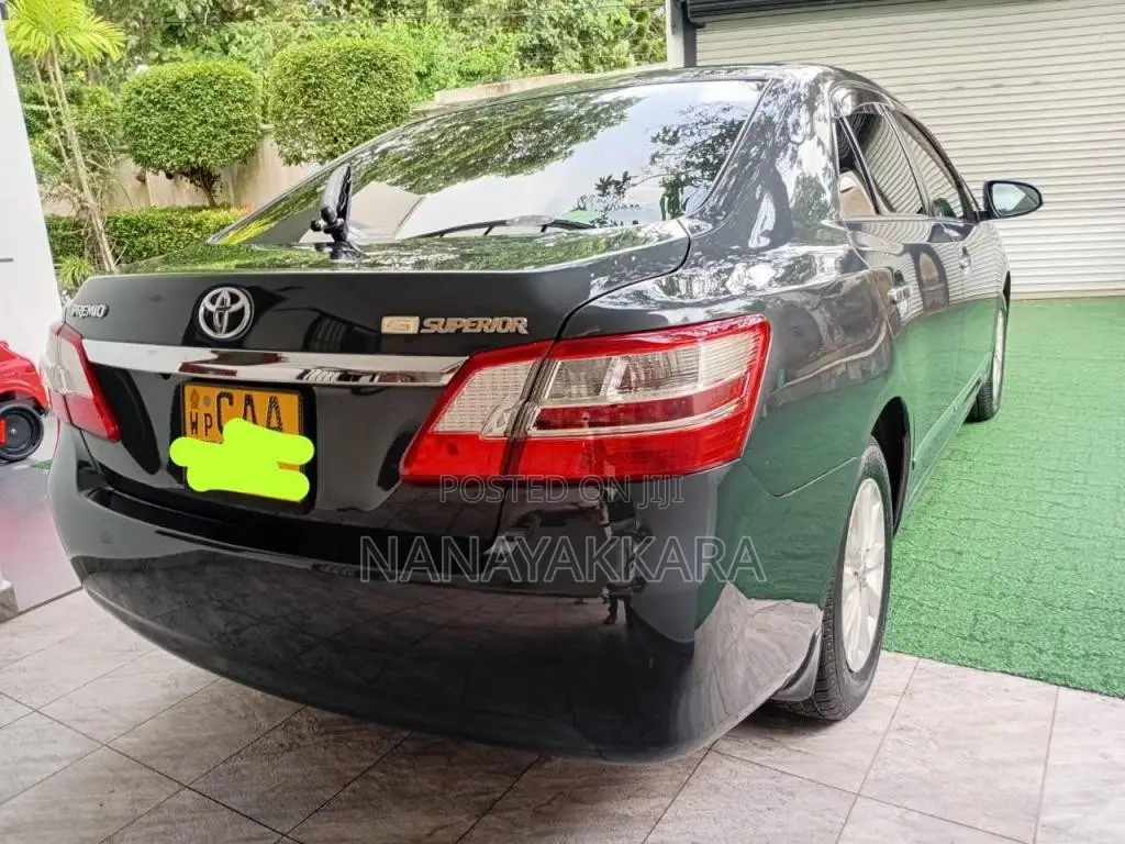 Toyota Premio 2013 Car (Used)