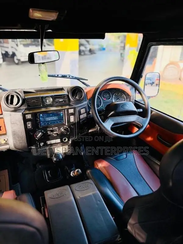 Land-Rover Defender 110 1992 SUV (Used)