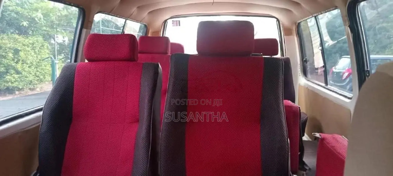 Toyota HIACE 1987 Van (Used)