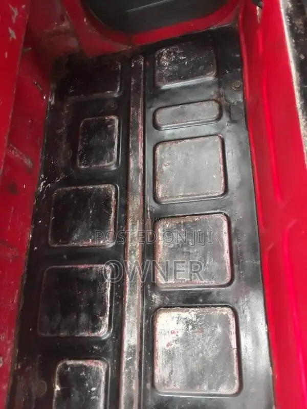 Bajaj RE 2 Stroke 1996 Three Wheel (Used)