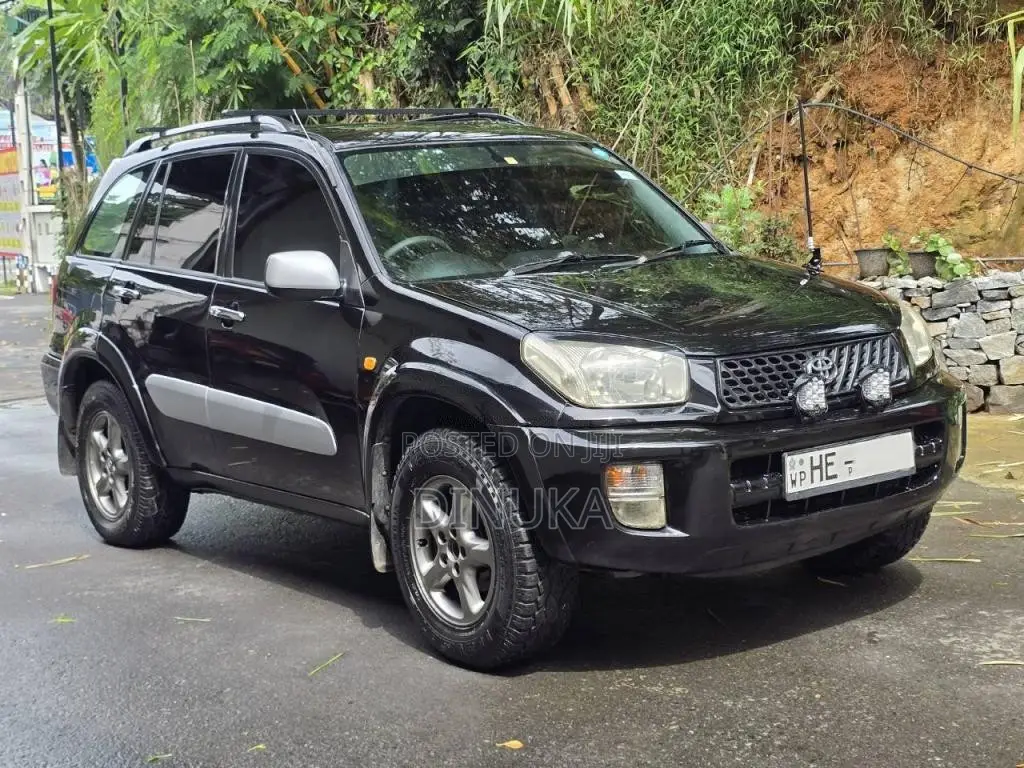 Toyota RAV4 J 4x4 2003 SUV (Used)
