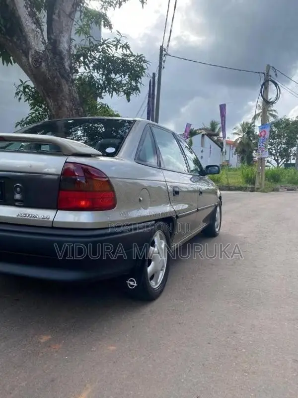Opel Estra 1997 Car (Used)