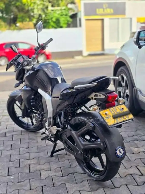 Yamaha Fz V2 2017 Motorbike (Used)