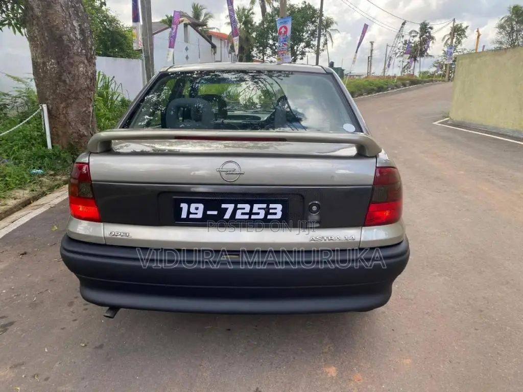 Opel Estra 1997 Car (Used)