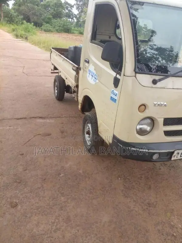 Tata Dimo Batta 2008 Lorry (Used)