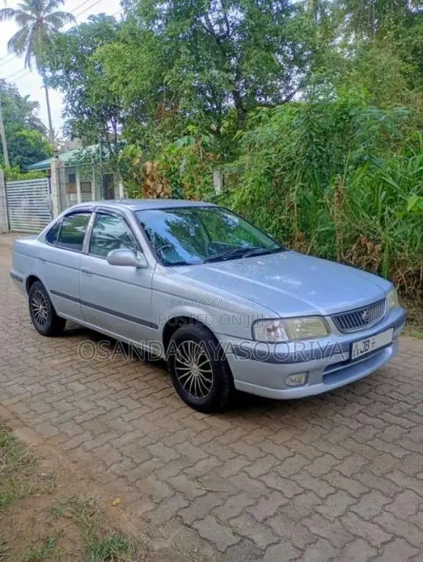 Nissan SUNNY FB15 2004 Car (Used)