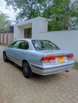 Nissan SUNNY FB15 2004 Car (Used)