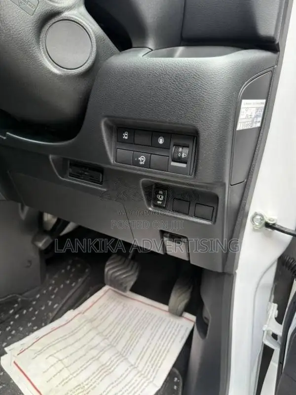 Nissan Roox X STAR S HYBRID 2024 SUV (Used)