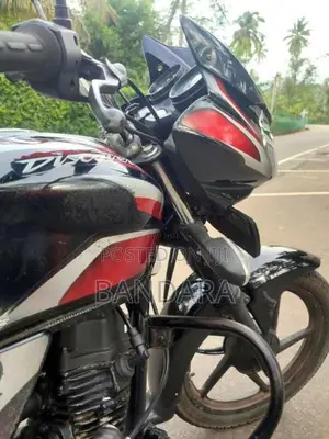 Bajaj Discover 100....................................... 2011 Motorbi